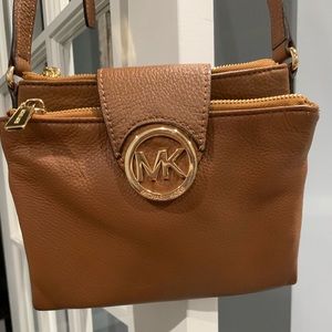 micheal kors purse